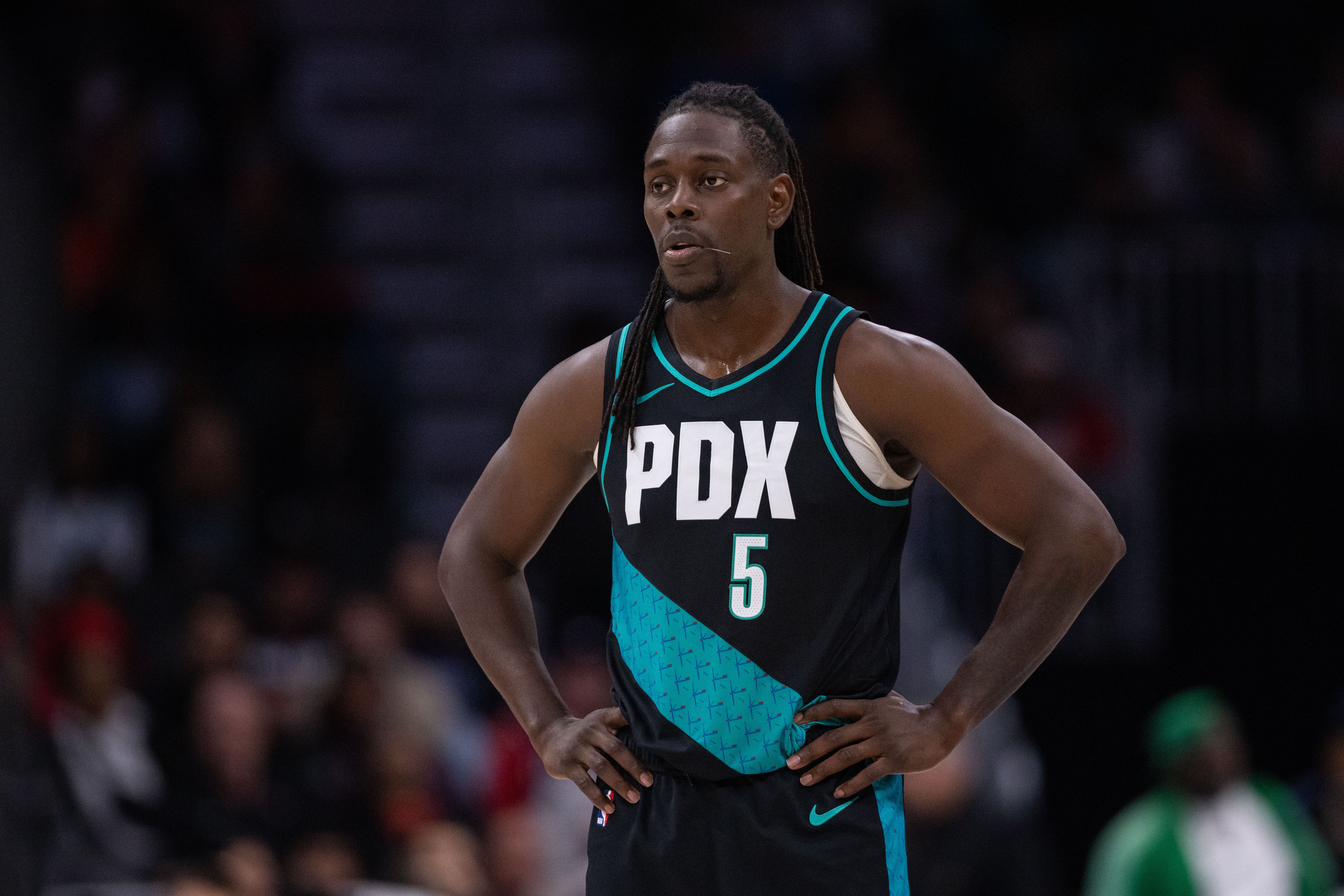 HTH SPORTS中国-35岁266天！霍勒迪刷新单场35分10助&amp;真实命中率90%+最老纪录